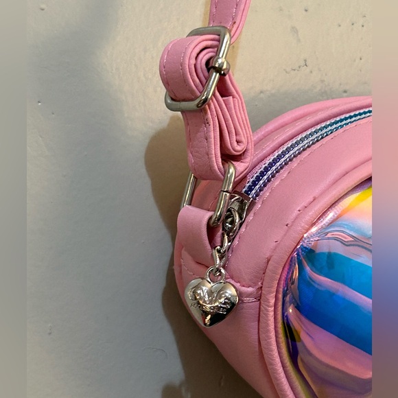 MISS GWENS OMG ACCESSORIES BUBBLE GUM PINK IRIDESCENT FOOTBALL CROSSBODY NWTS - Picture 4 of 10